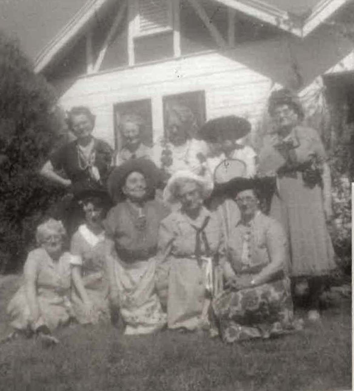 Women of Parker and Murphy 1960